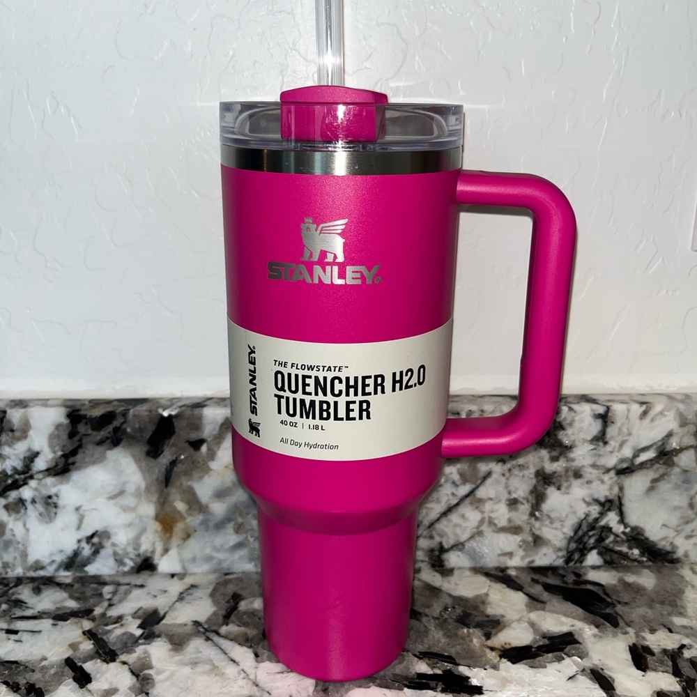 Stanley 40oz Tumbler Camelia